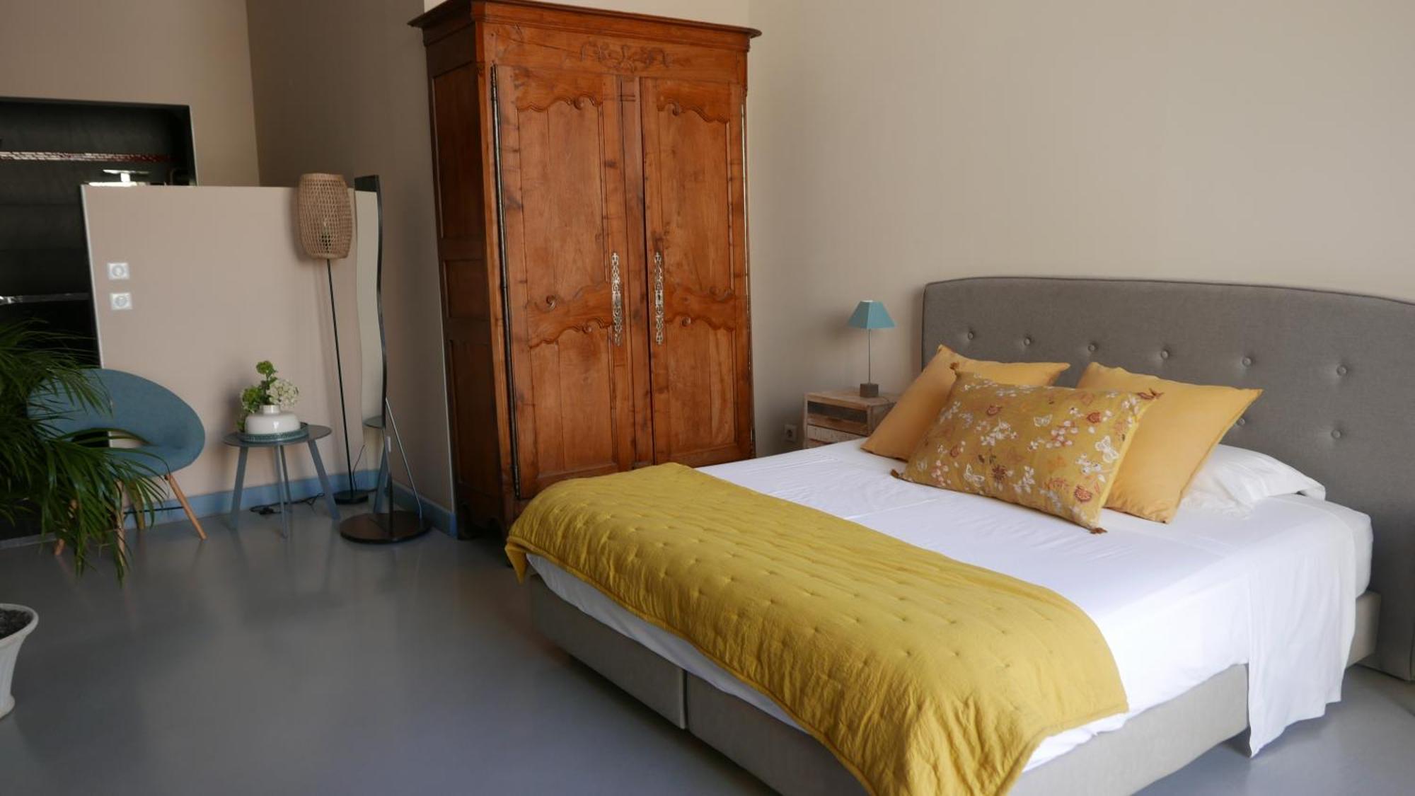 Saturargues L'Escampe Bed & Breakfast エクステリア 写真